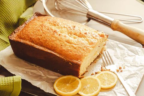 Lemon drizzle loaf